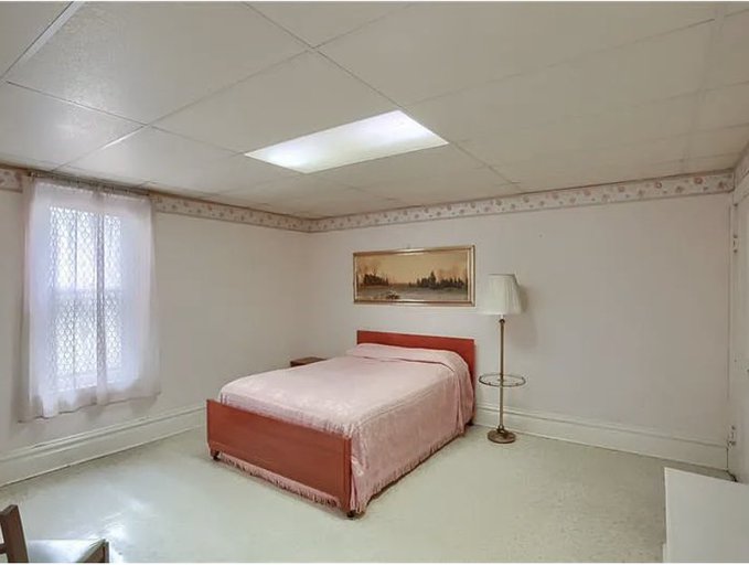 cursed zillow photo --  ceiling