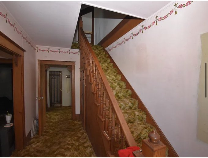 cursed zillow photo - room - le we pure a