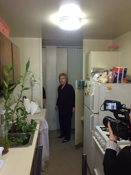 cursed zillow photo - hillary clinton apartment kitchen