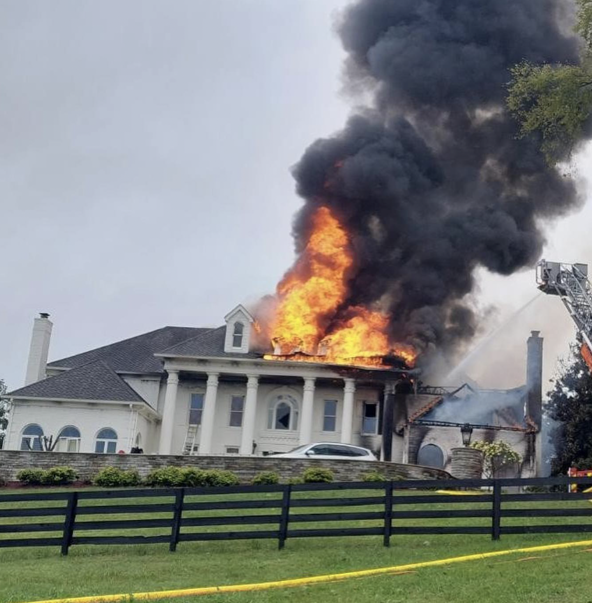 tennessee mansion fire zillow - Aal