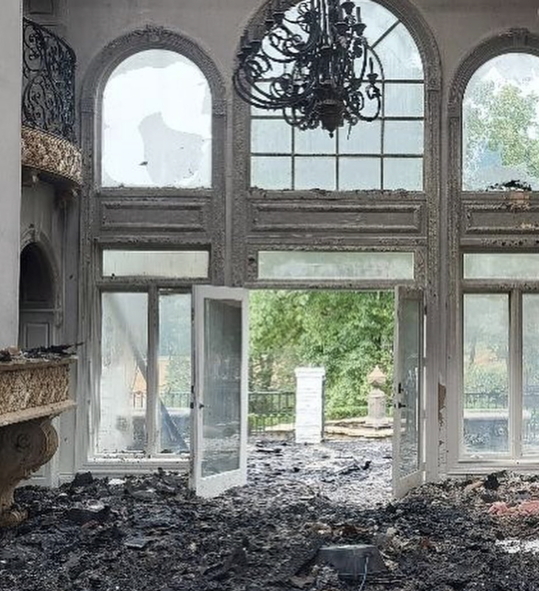 cursed zillow photo - burned mansion tennessee