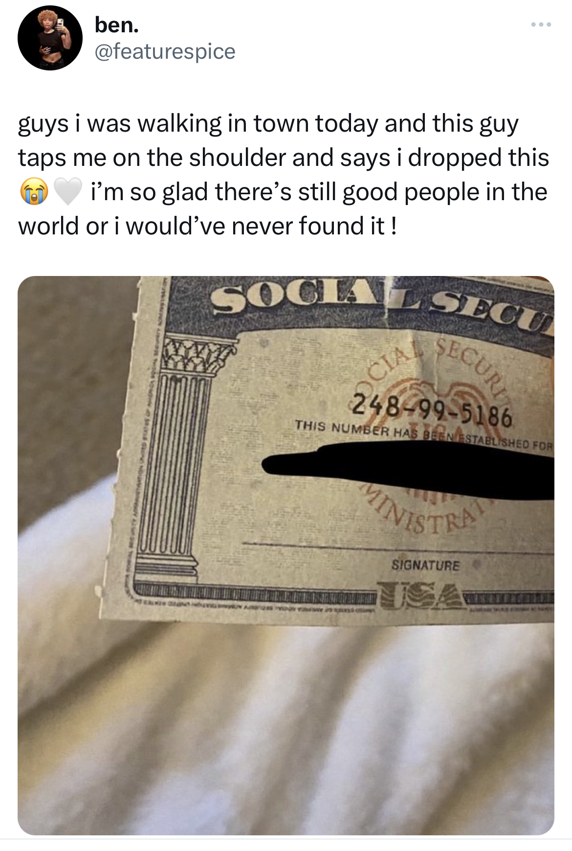 funny tweets - 9 ben. guys i was walking in town today and this guy taps me on the shoulder and says i dropped this i'm so glad there's still good people in the world or i would've never found it ! Sock Cia Secu 248995186 This Number Has Brastarmed For Si