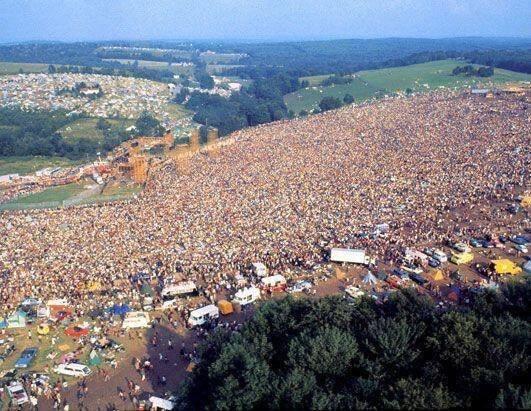 fascinating photos throughout history woodstock crowd