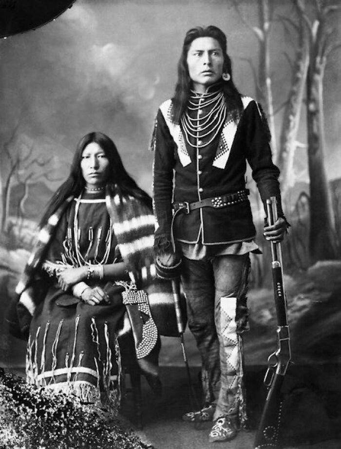fascinating historical photos - first nations men -