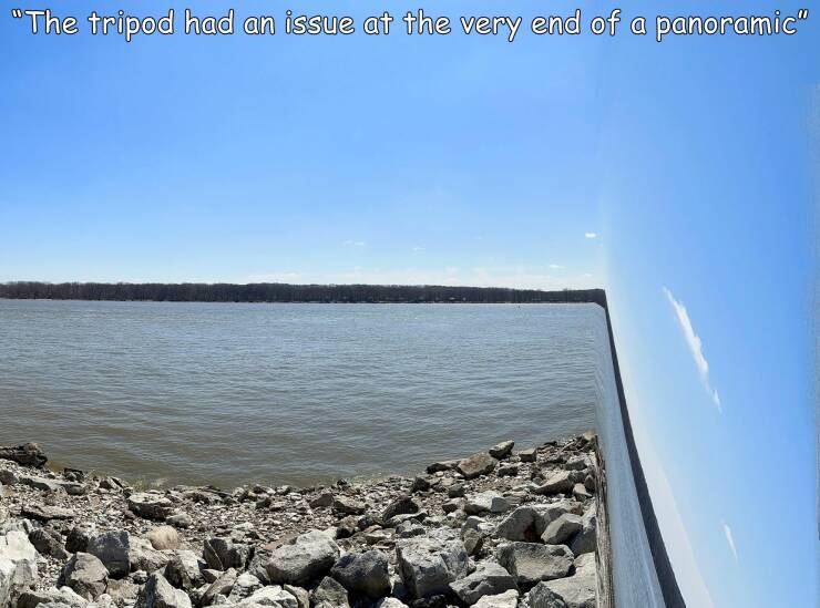Flat Earth - "The tripod had an issue at the very end of a panoramic"