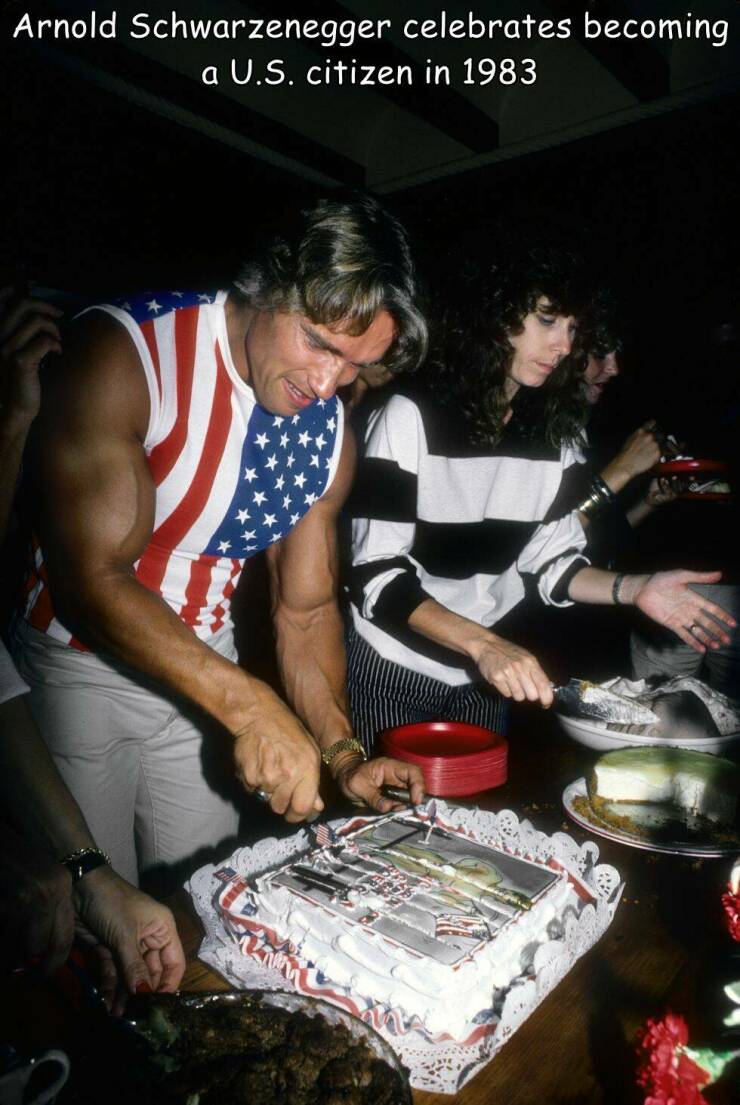 Monday Morning Randomness - arnold schwarzenegger american citizen - Arnold Schwarzenegger celebrates becoming a U.S. citizen in 1983