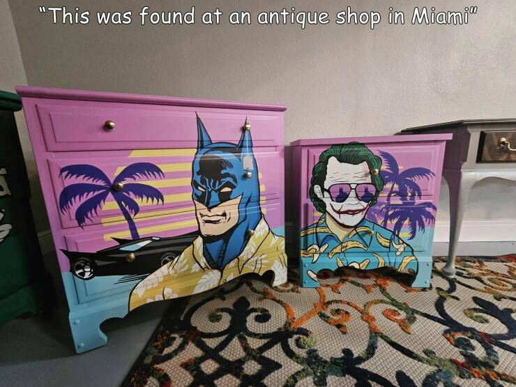 cool random pics - art - "This was found at an antique shop in Miami" Con