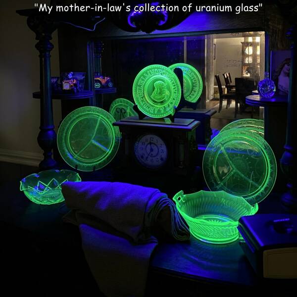 cool random pics - light - "My motherinlaw's collection of uranium glass" Wetters Akitag D Seng www. Constownikyz