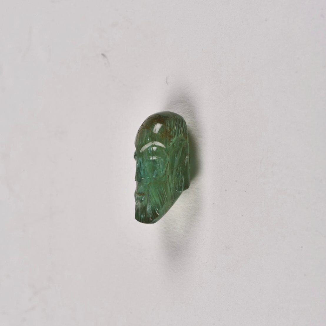Historical Artifacts - Head carved out of emerald, 19th Century. On display at National Museum, New Delhi, India. u/1NbSHXj4