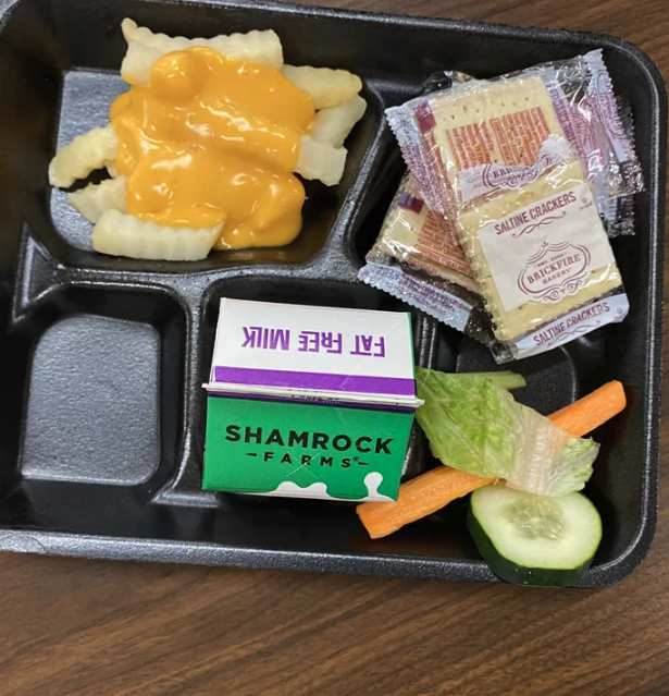 cool pics - Lunch at an elementary school