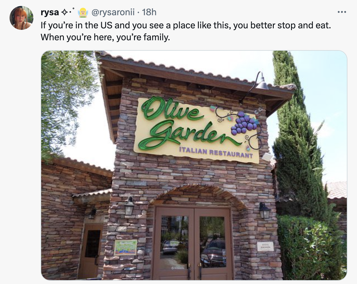 olive garden italian restaurant  If you're in the Us and you see a place this, you better stop and eat. When you're here, you're family. Olive Garden Italian Restaurant