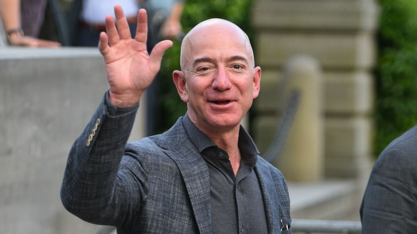 bogus rags to riches - jeff bezos stepping down as amazon ceo - 00000