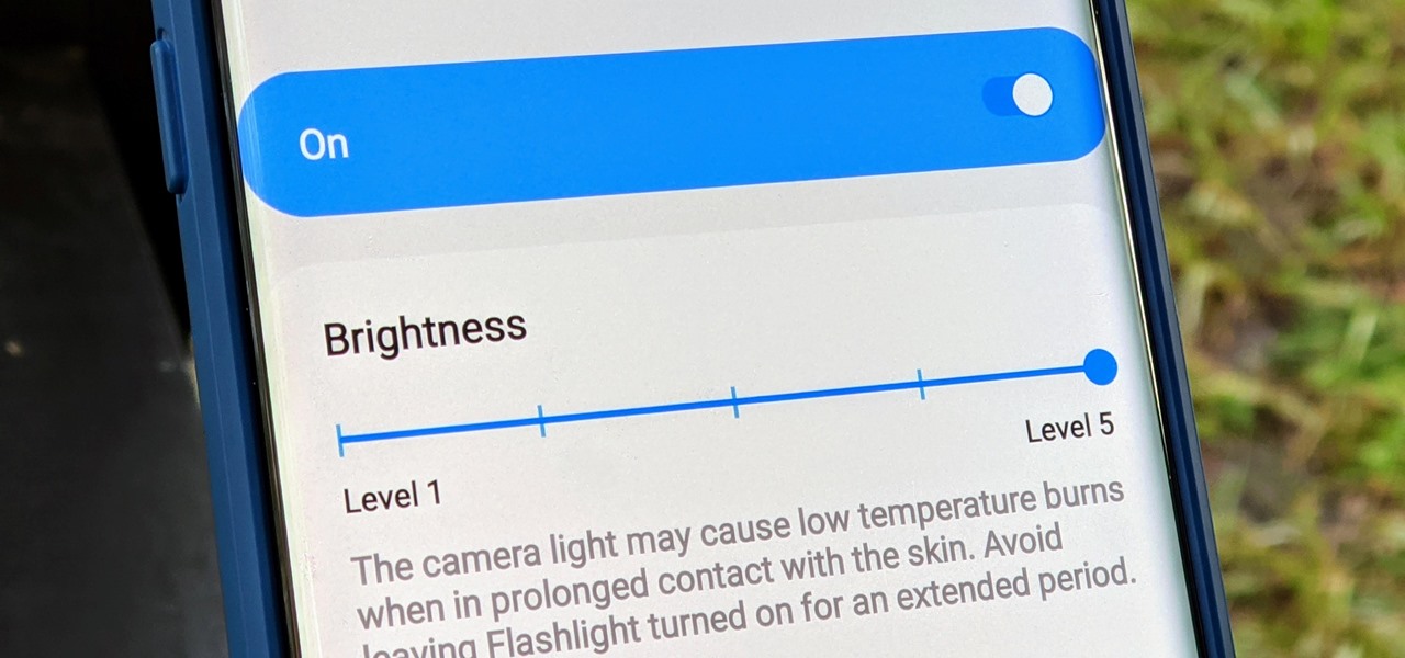 things you didn't know your phone can do - phone brightness - On Brightness Level 1 Level 5 The camera light may cause low temperature burns when in prolonged contact with the skin. Avoid laying Flashlight turned on for an extended period.