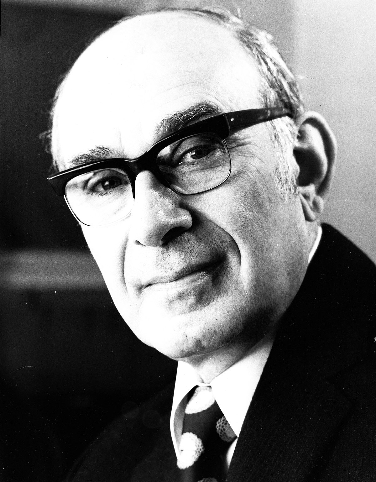 John Yudkin was a food scientist who tried hard to push the idea that sugar caused heart disease and obesity amongst other conditions. He suggested a low carb diet for weight loss in 1958. The sugar industry paid scientists like Ansel Keys and D. Mark Hegsted to downplay this connection and suggest that dietary fat caused obesity and heart disease. Massive lobbying helped pro sugar scientists to become advisors to government and officially suggest a low fat diet to prevent heart disease. Taking fat out of food makes it taste bad, so what do they add? More sugar, causing the food to be unhealthier. The demonising of fat lasted well into the 2000's and often still persists to this day. u/Fallenangel152