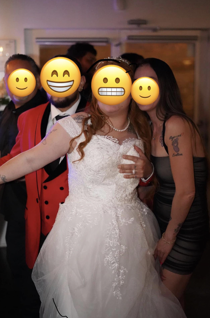 Bride showed up an hour late to her outdoor ceremony and got married in the dark.