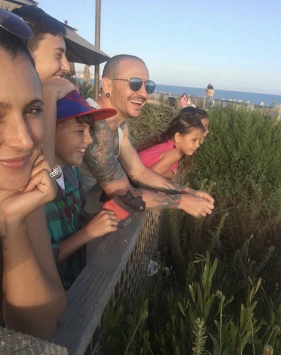 The very last photo of Chester Bennington (Linkin Park's lead singer) taken by his wife just one day before he took his own life.