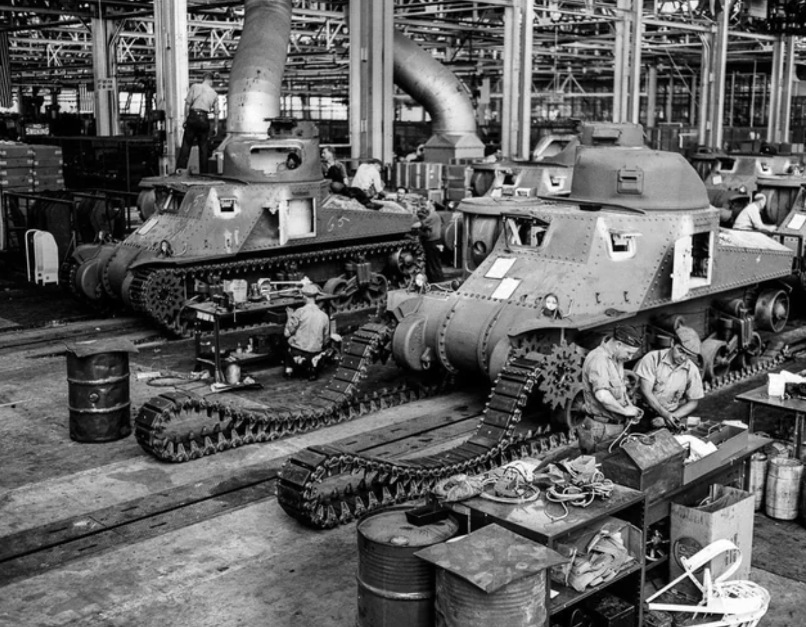 Workers assemble M3 Lee medium tanks in an American factory, 1942.