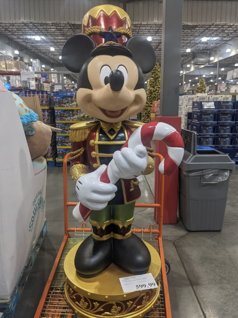 5ft giant Christmas Mickey Mouse.