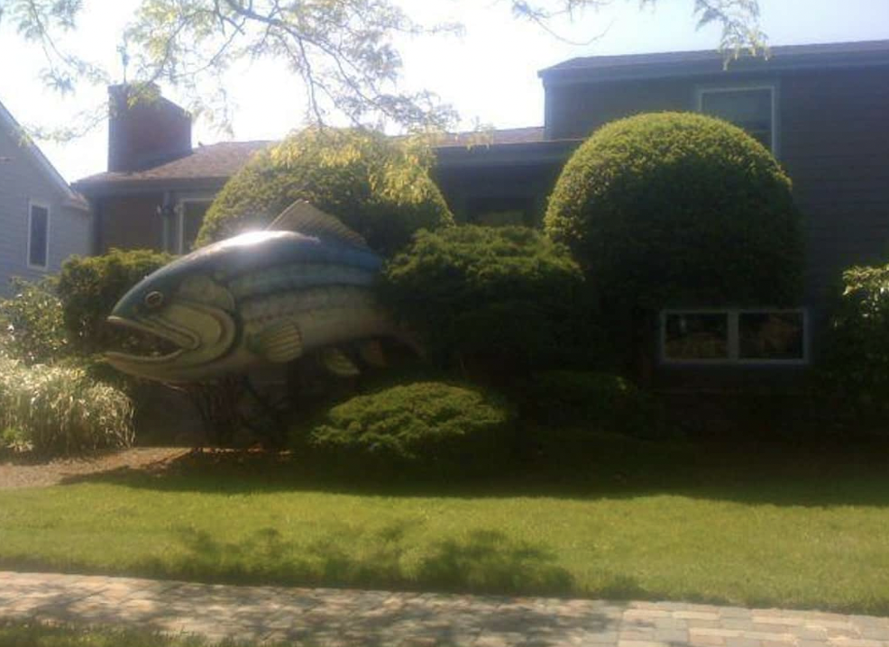 22 Lawn Ornaments for the Hall of Shame