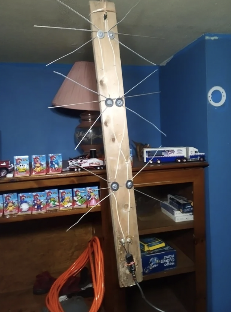 Working coat hanger antenna. 