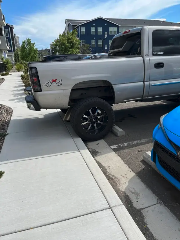 22 'Pavement Princesses' Who Are Definitely Overcompensating For Something  