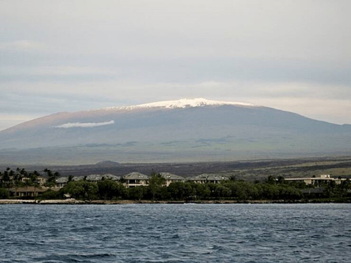 Mauna Kea, the largest volcano in the world. It’s even taller than Mt. Everett when measured from the base of the volcano. The base of the volcano sits way below sea level, so the peak of Mauna Kea is less than half the height of Everest.