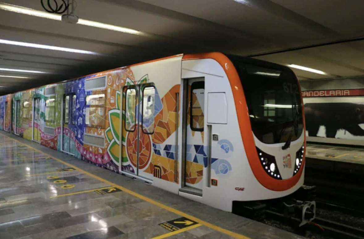 New, Mexico City subway train.