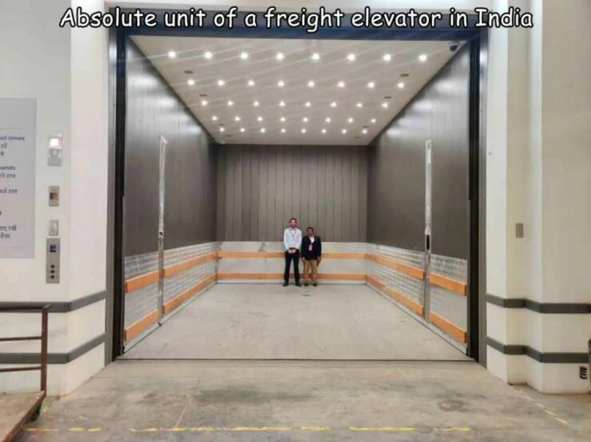 floor - d . m Absolute unit of a freight elevator in India