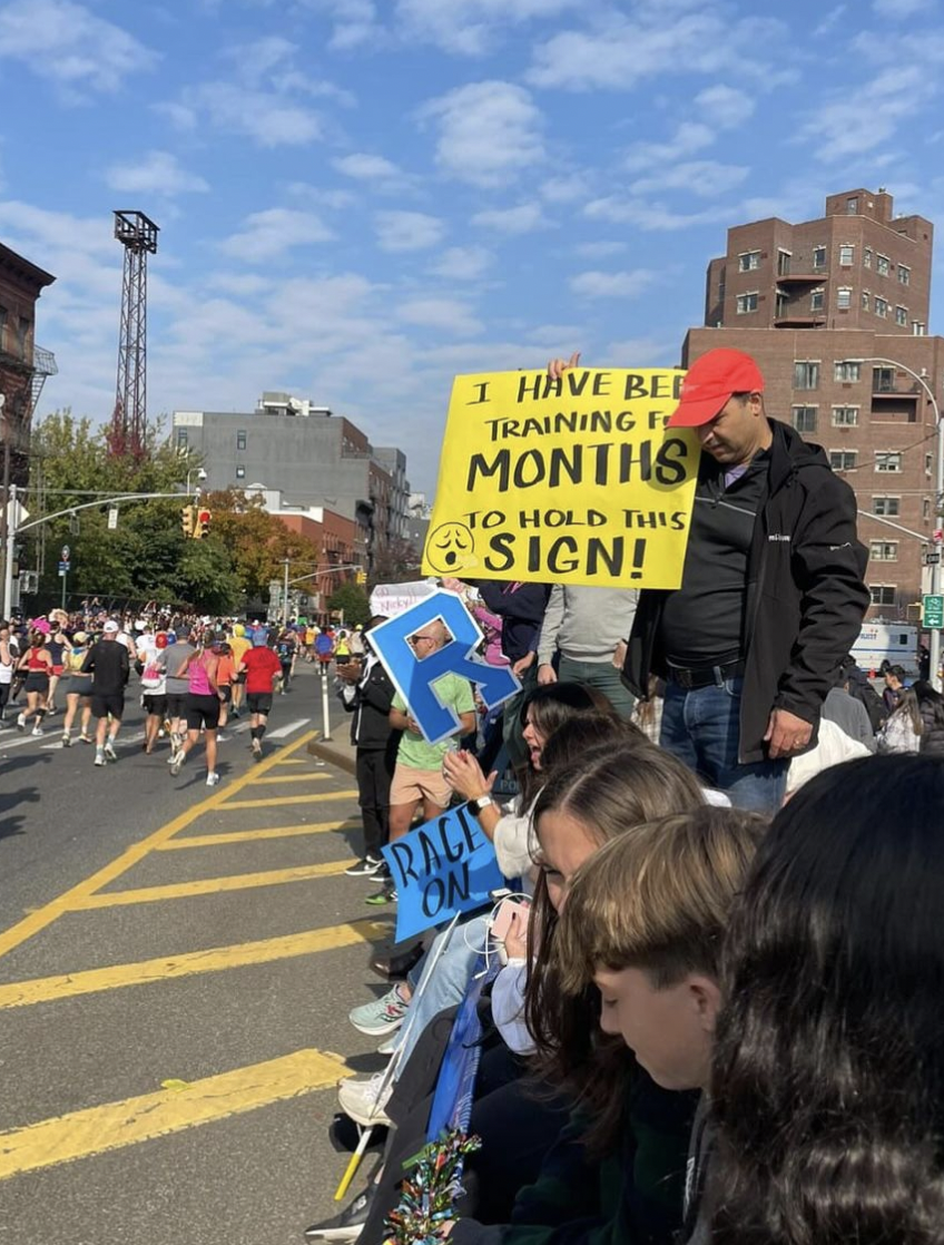 26 Funny Marathon Signs for Each Mile They Ran