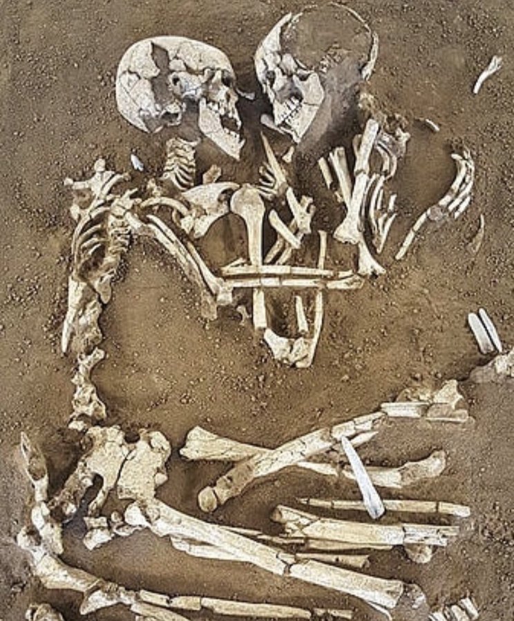 In 2007, archaeologists unearthed the Lovers of Valdaro, a pair of 6,000-year-old skeletons found in a lover’s embrace, face to face with their limbs entwined. Discovered in a Neolithic tomb near Mantua, Italy, there were no signs of injury.