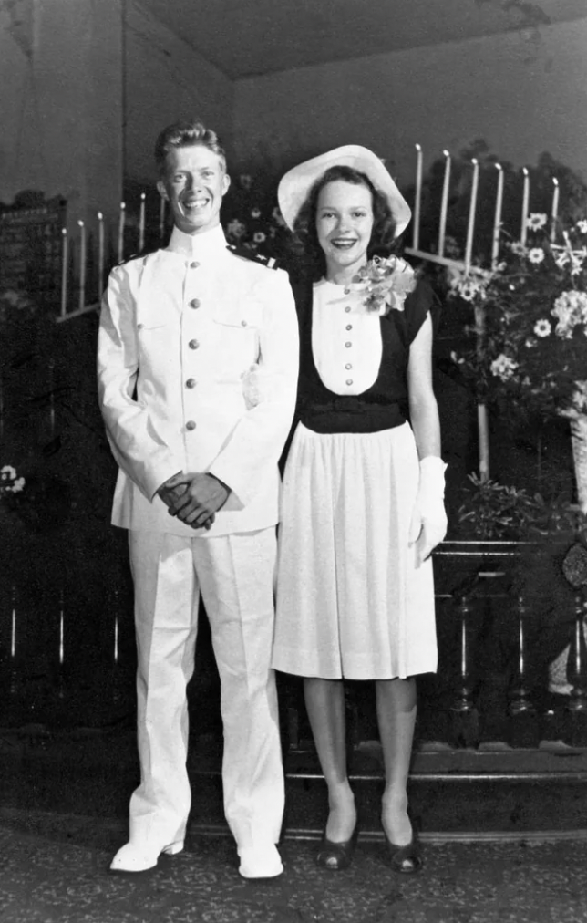 A young Jimmy Carter and his wife Rosalynn in a church, 1946.