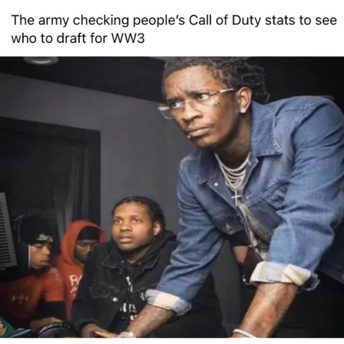 photo caption - The army checking people's Call of Duty stats to see who to draft for WW3 P 415