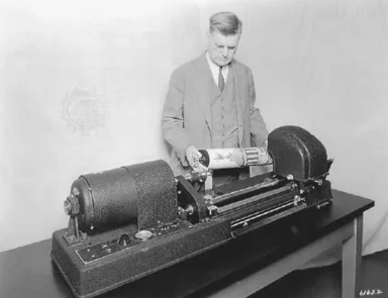 first fax machine invented - 4247