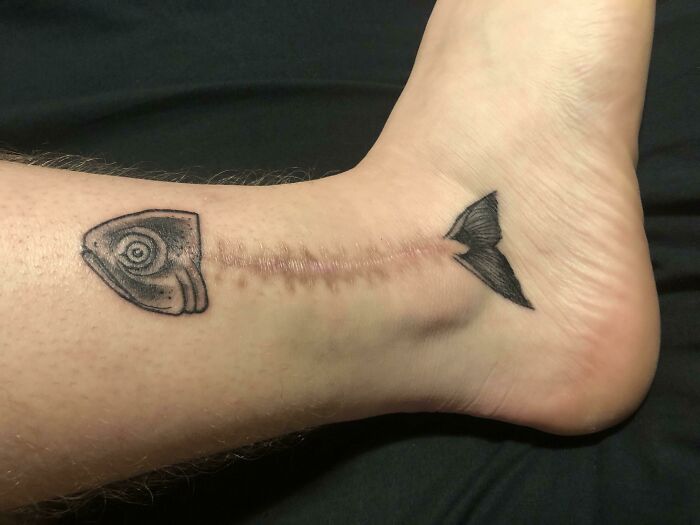 awesome tattoos - funny scar tattoo