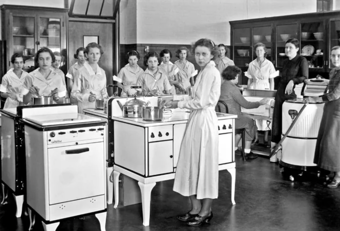 Cooking class, Chevy Chase High School, Bethesda, MD, 1935.