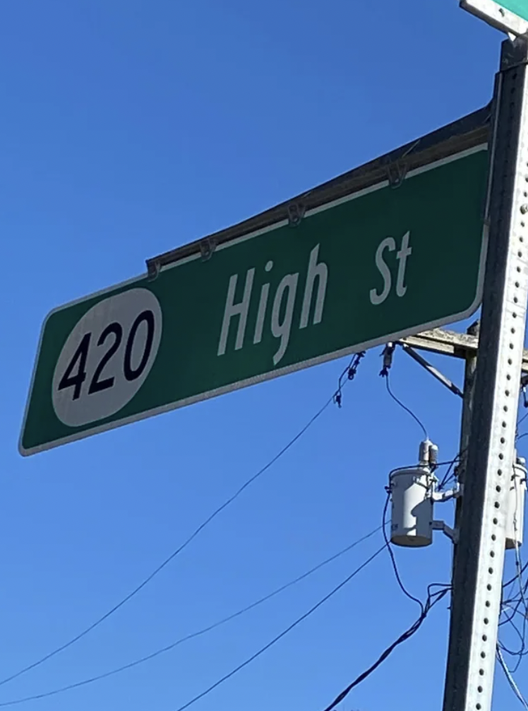 sky - 420 High St