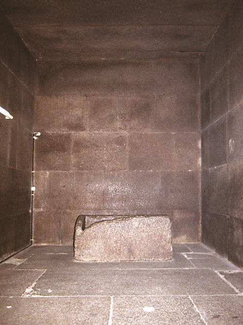 sarcophagus king's chamber