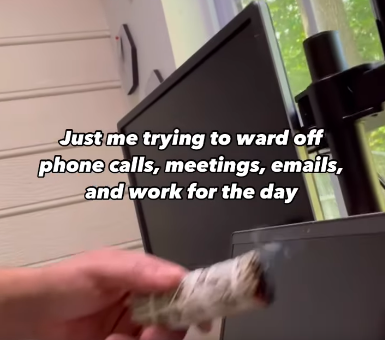 20 Friday Work Memes to Laugh At While You Pretend to Work