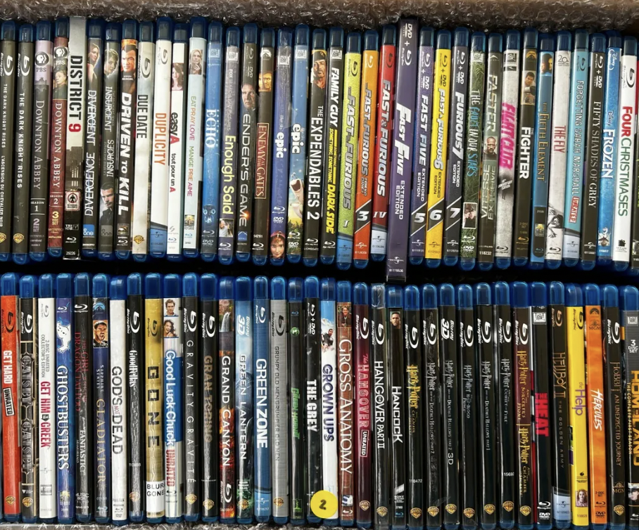 bookcase - Four Christmases Frozen Fifty Shades Of Grey Concerning On Trat Com The Fly Uma Flement Fighter Fight Club Faster Cr The Gin Our Staps 2. Furious 9 Fast Five N Fast Five Ba East&Furious Fast Curious 2 Fast Furious Family Guy Dark Side The Expen