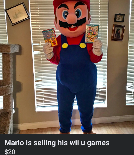 mascot - Mario is selling his wii u games $20