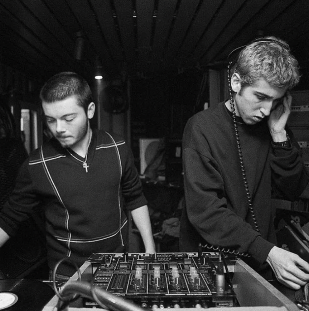 Daft Punk performing without their helmet in a club in France, 1996.