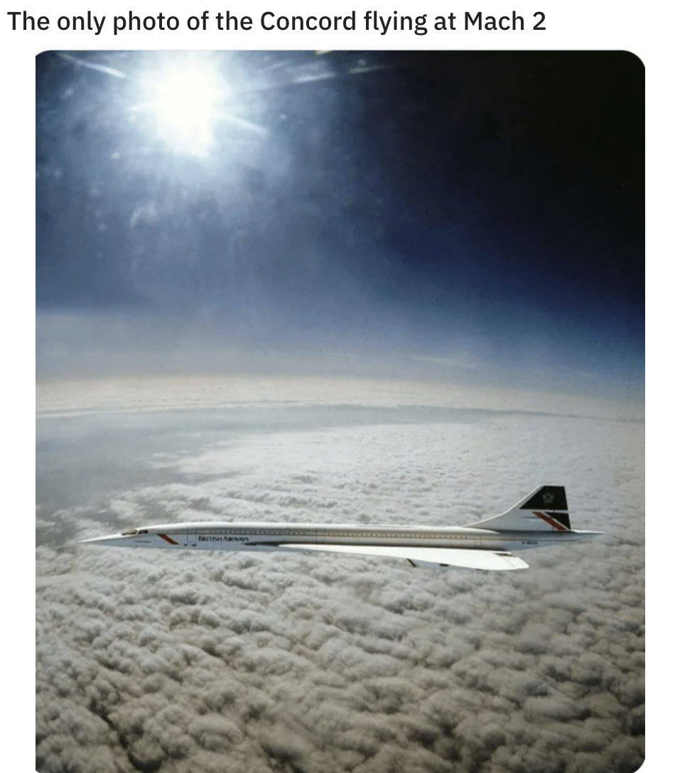 concorde curvature of earth - The only photo of the Concord flying at Mach 2