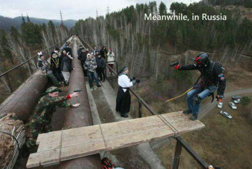 abseiling - Meanwhile, in Russia