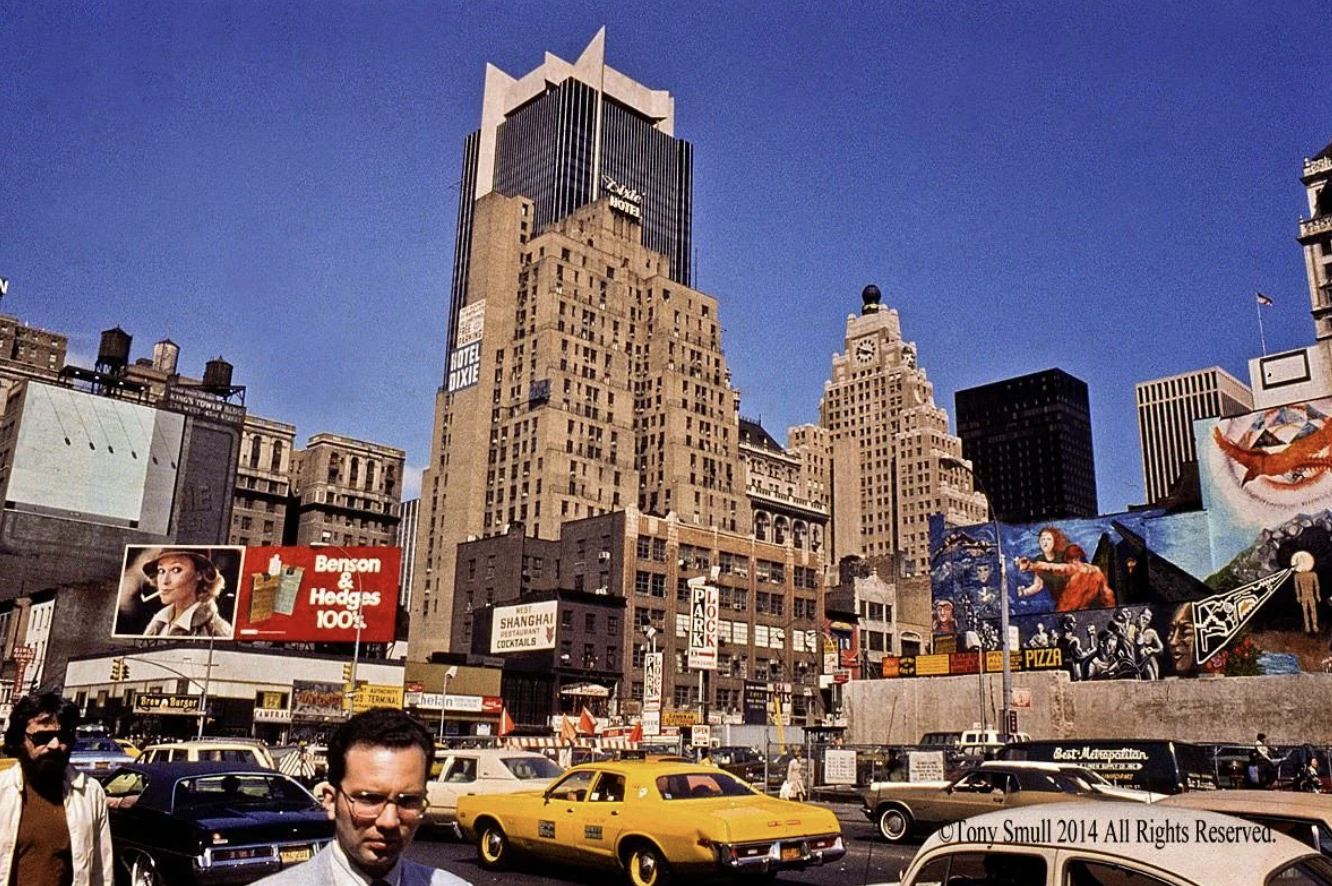 New york 1970. Нью-Йорк в 90-е. Нью Йорк 70х. Нью Йорк 1970. Нью Йорк 70е.