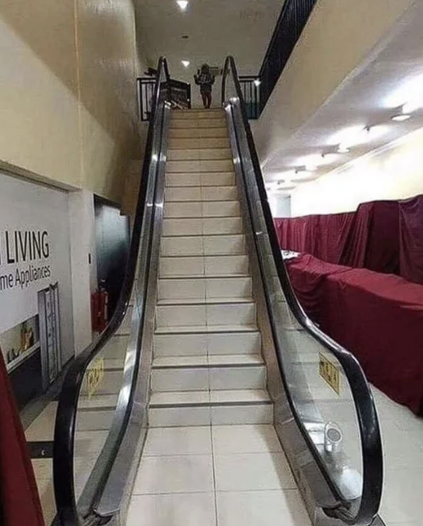 fake escalator - Living me Appliances