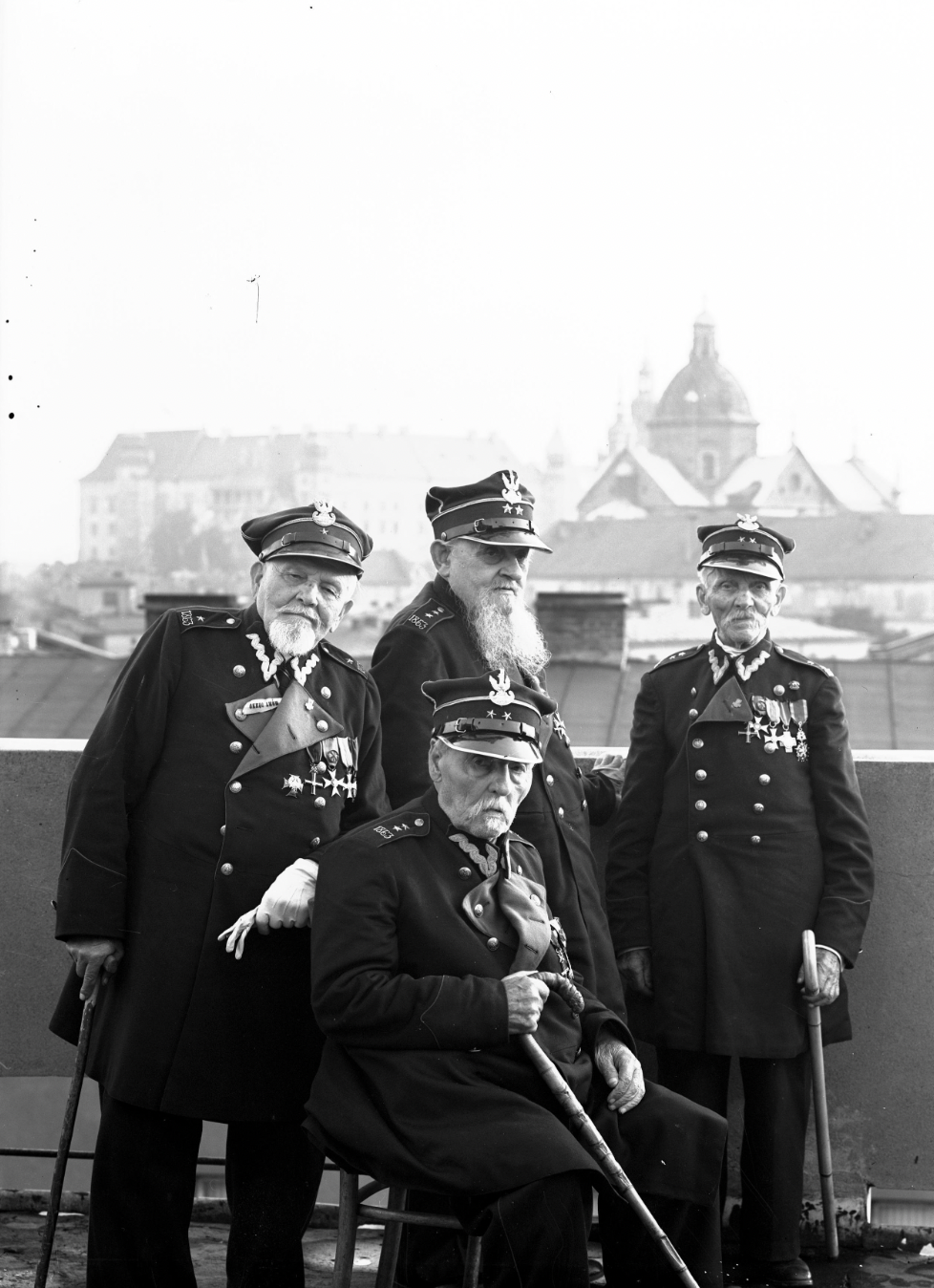 Last Polish veterans of the January Uprising, 1863, taking a photo inside the Castle of Kraków, Poland, 1939.