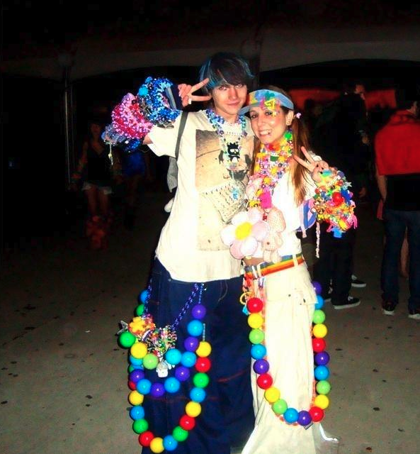 28 Photos of '90s Ravers That Will Rock Your Kandi Off