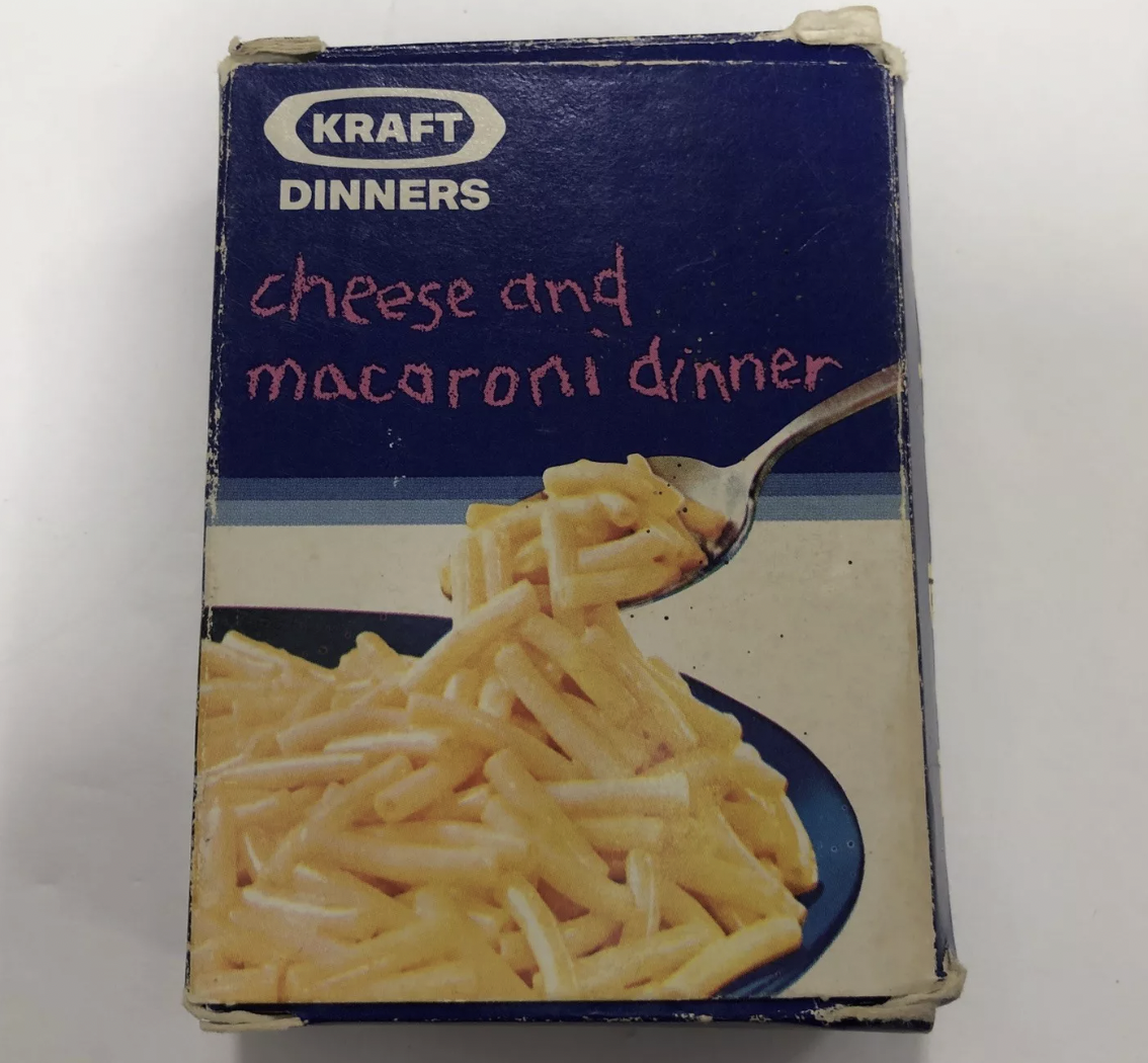 vintage kraft mac and cheese box - Kraft Dinners cheese and macaroni dinner