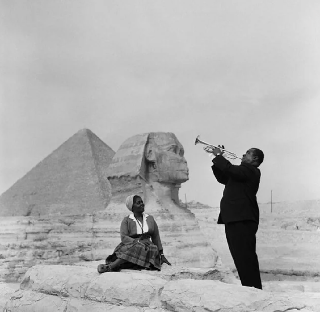 louis armstrong playing to his wife