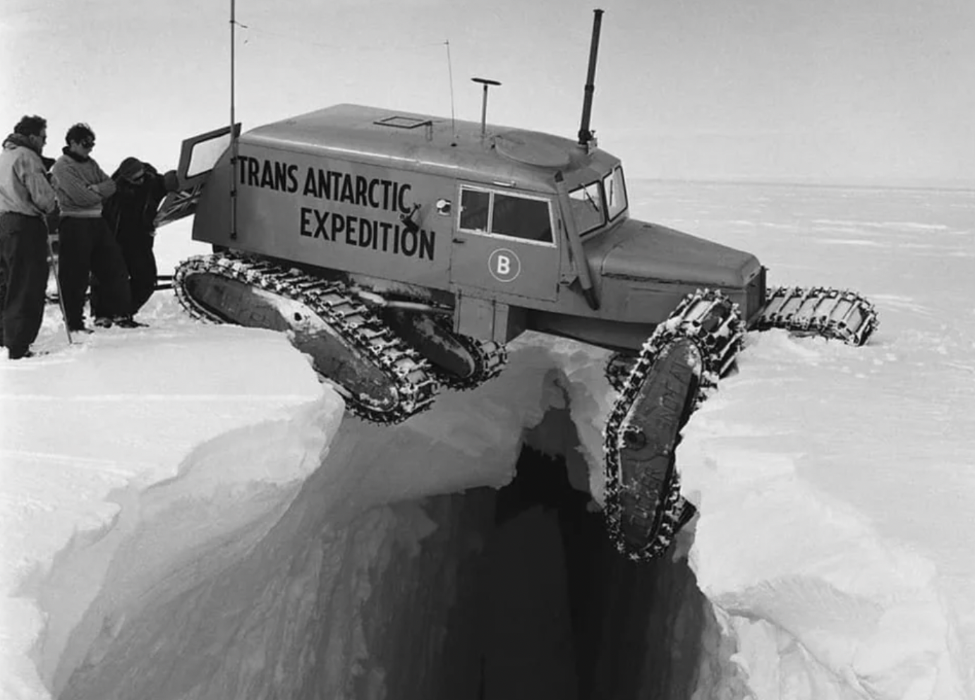 The Commonwealth Trans-Antarctic Expedition hits a snag in 1957.